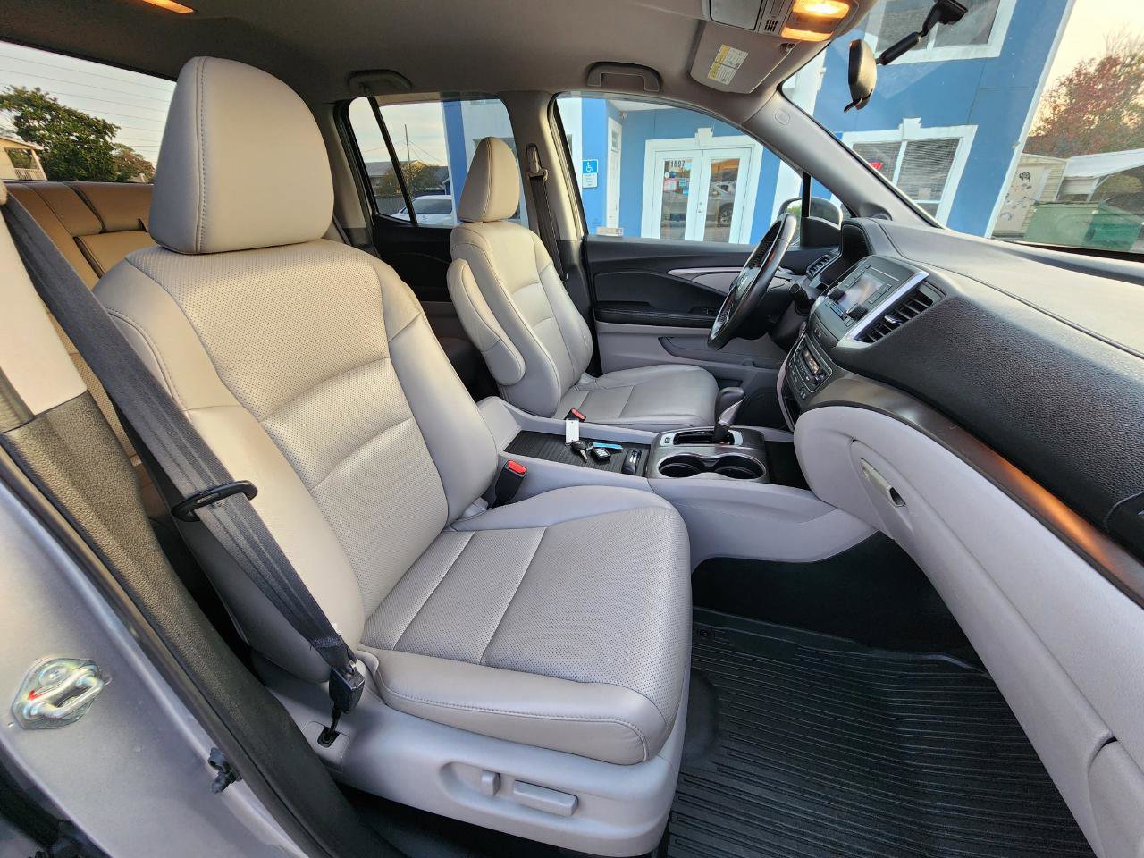 Used 2018 Honda Ridgeline RTL image 22