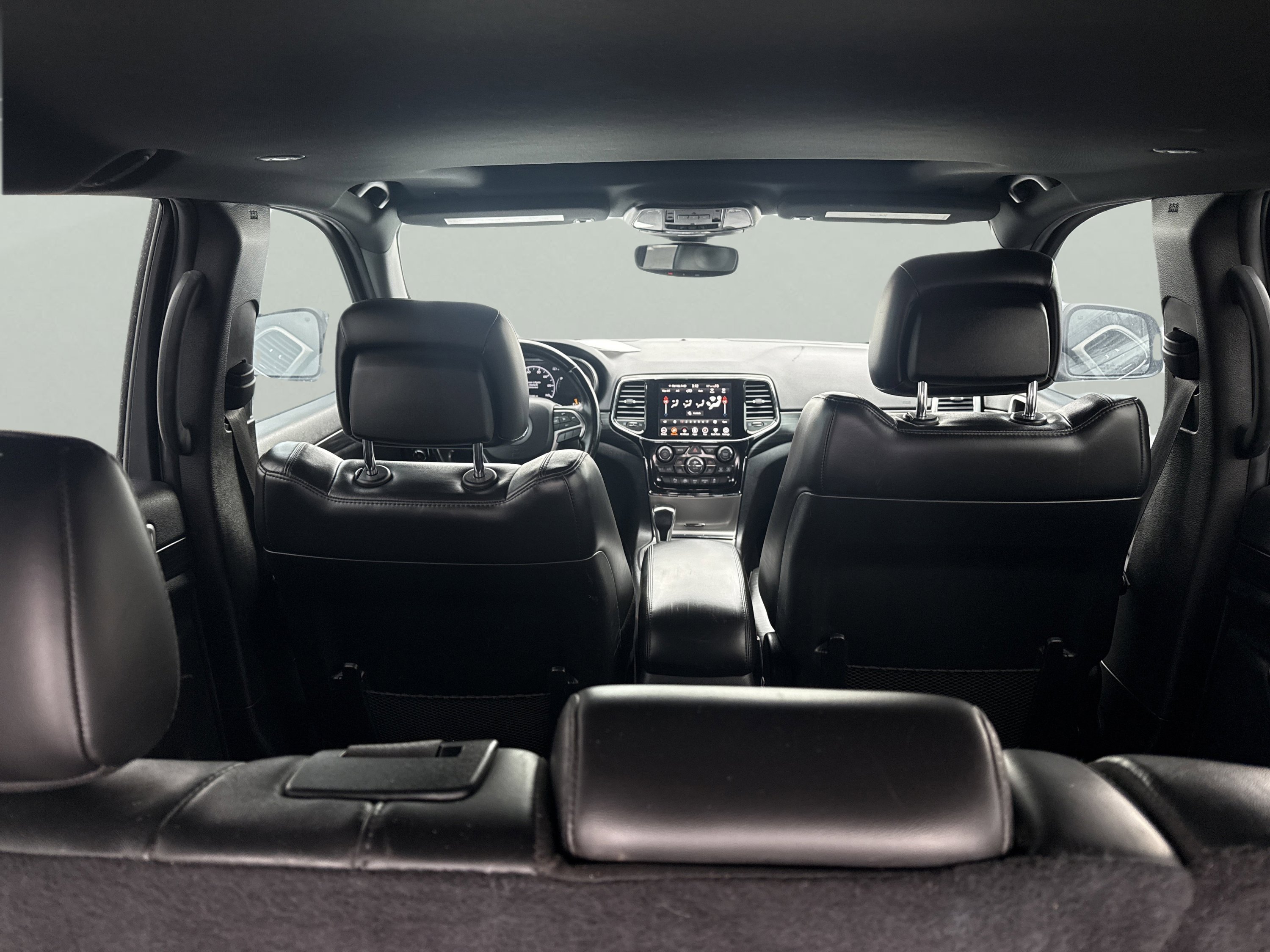 Used 2020 Jeep Grand Cherokee Altitude image 10