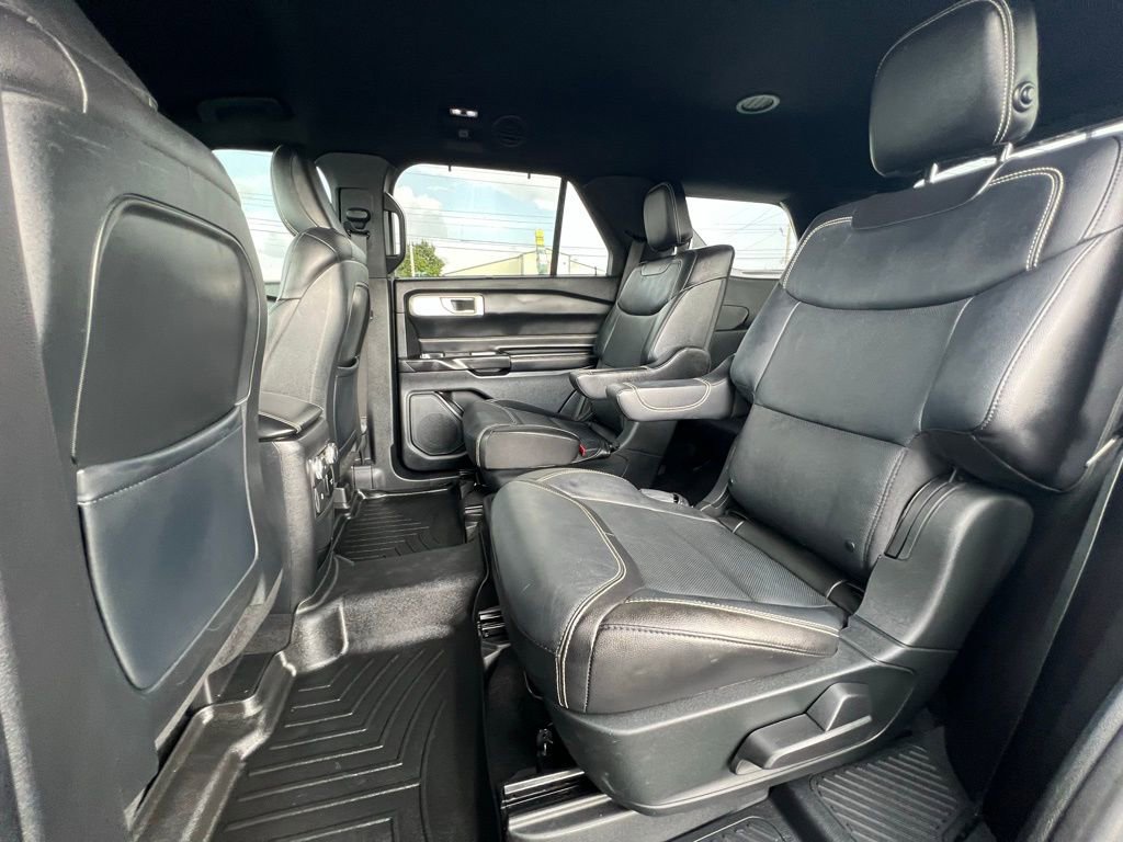 Used 2020 Ford Explorer ST w/ ST Street Pack image 23