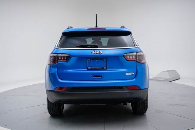 Used 2018 Jeep Compass Latitude image 4