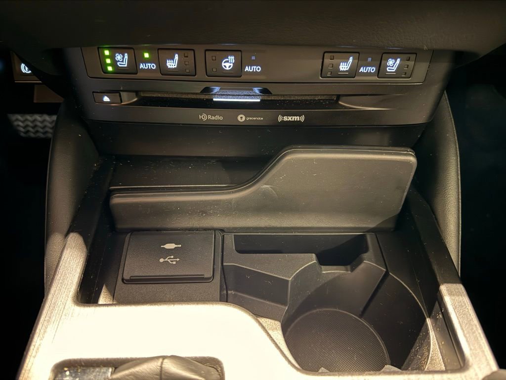 Used 2022 Lexus ES 350 w/ Premium Package FWD image 26