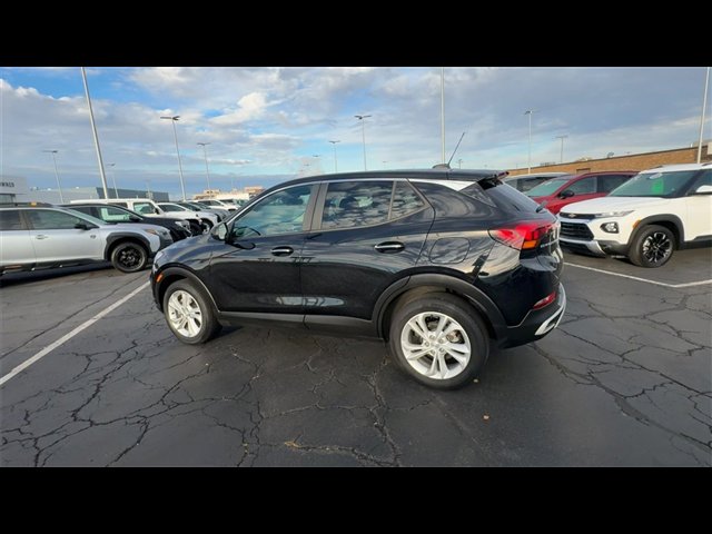 Used 2021 Buick Encore GX Preferred w/ Cold Weather Comfort Package image 6