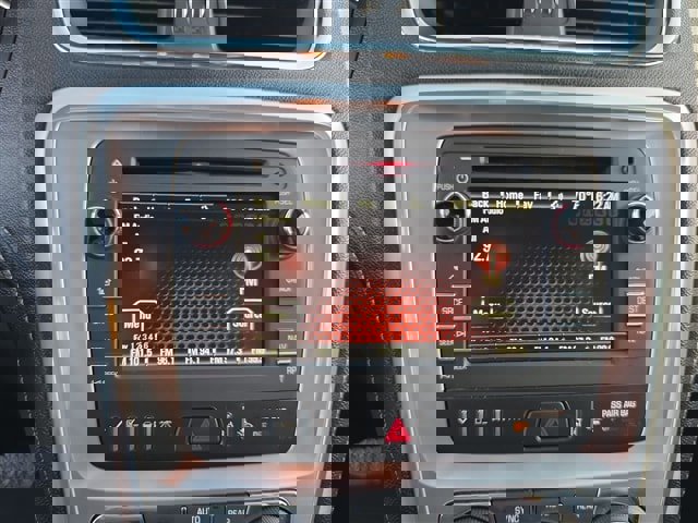 Certified 2016 GMC Acadia SLT w/ Open Road Package image 12