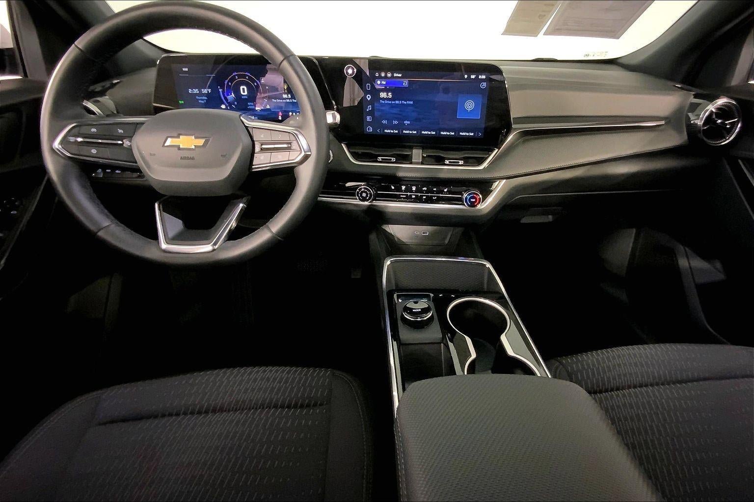 Used 2026 Chevrolet Equinox LT AWD/4WD image 15