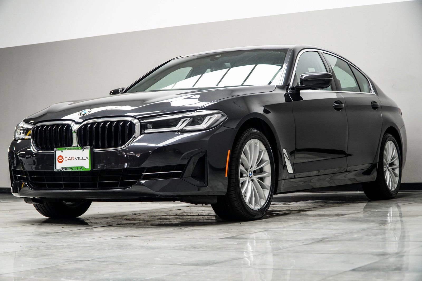 Used 2023 BMW 530i xDrive w/ Premium Package image 8