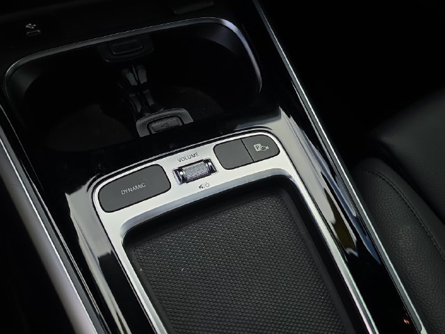 Used 2024 Mercedes-Benz GLB 250 image 28