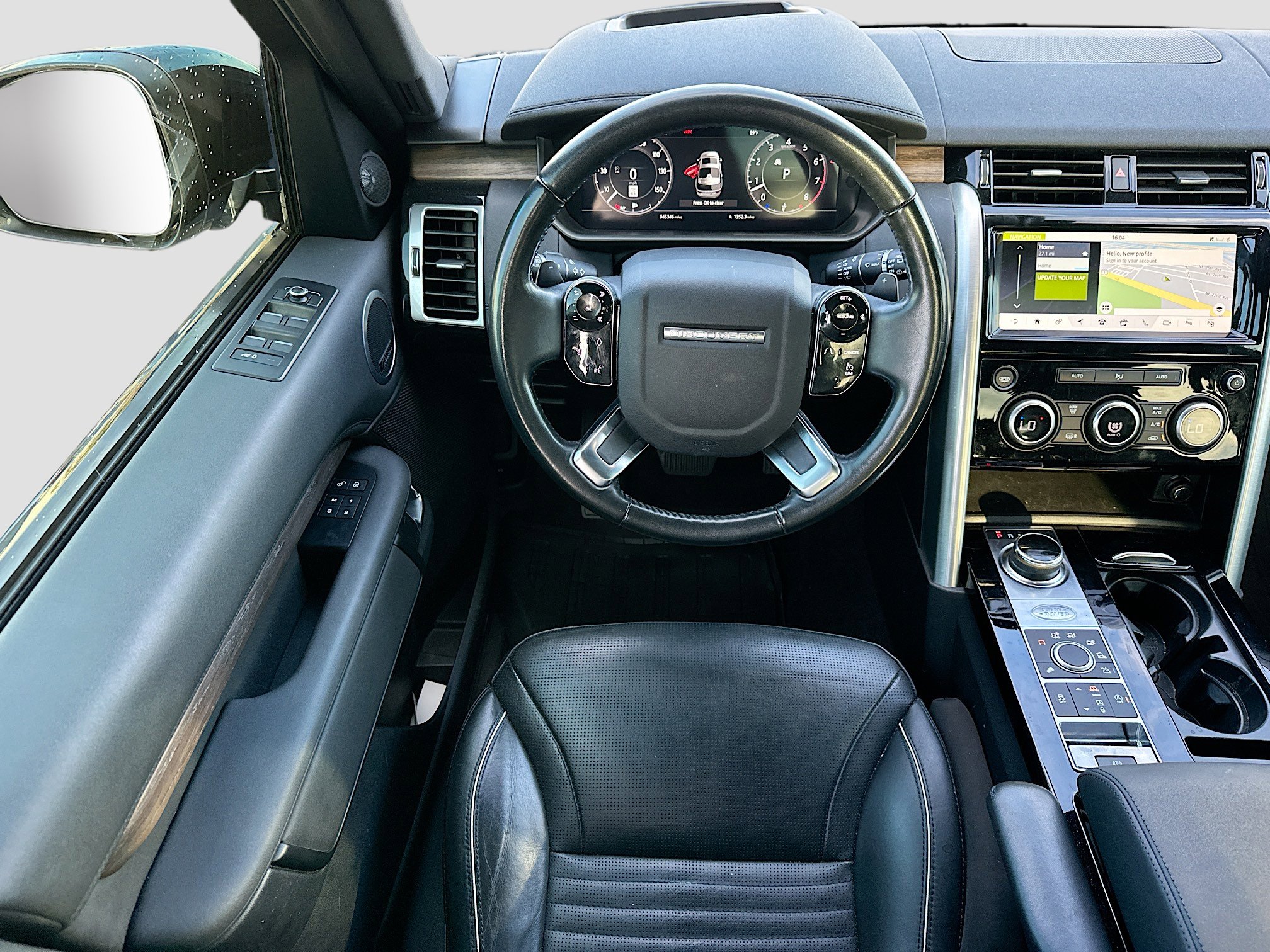 Used 2019 Land Rover Discovery HSE image 23