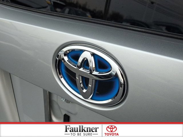 Certified 2018 Toyota Prius Four image 29