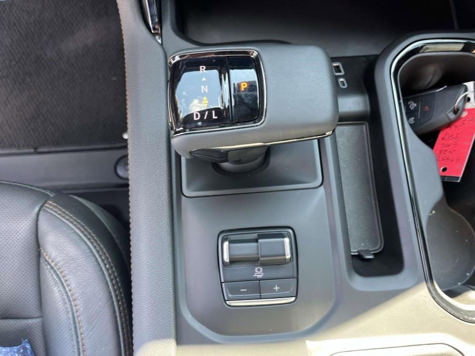 Used 2023 GMC Sierra 1500 AT4 w/ AT4 Preferred Package image 32