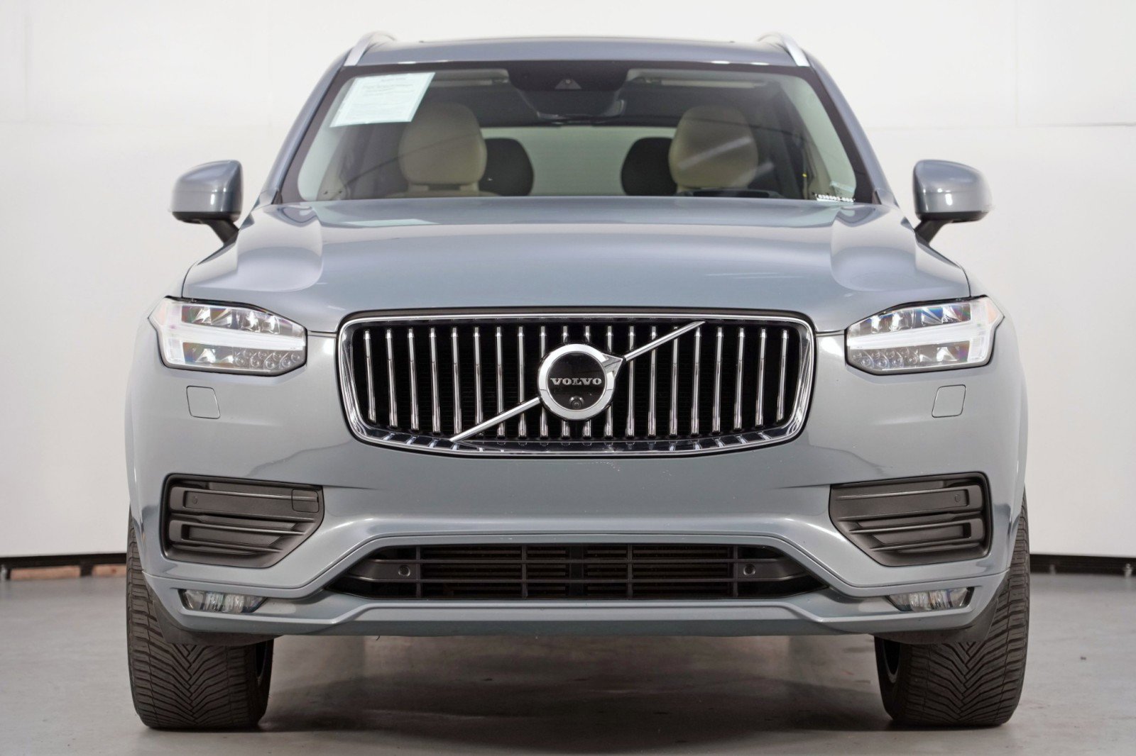 Used 2020 Volvo XC90 T6 Momentum image 6