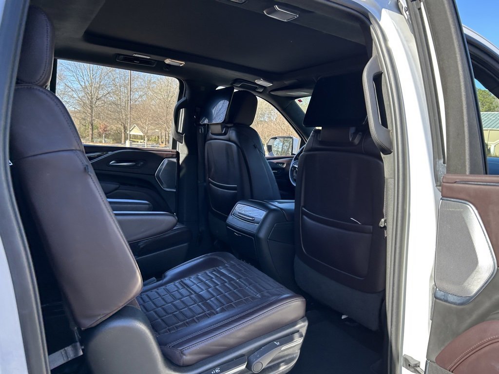 Used 2023 Cadillac Escalade ESV Sport Platinum image 52