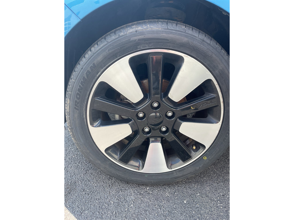 Used 2016 Kia Soul + w/ Designer's Package image 24