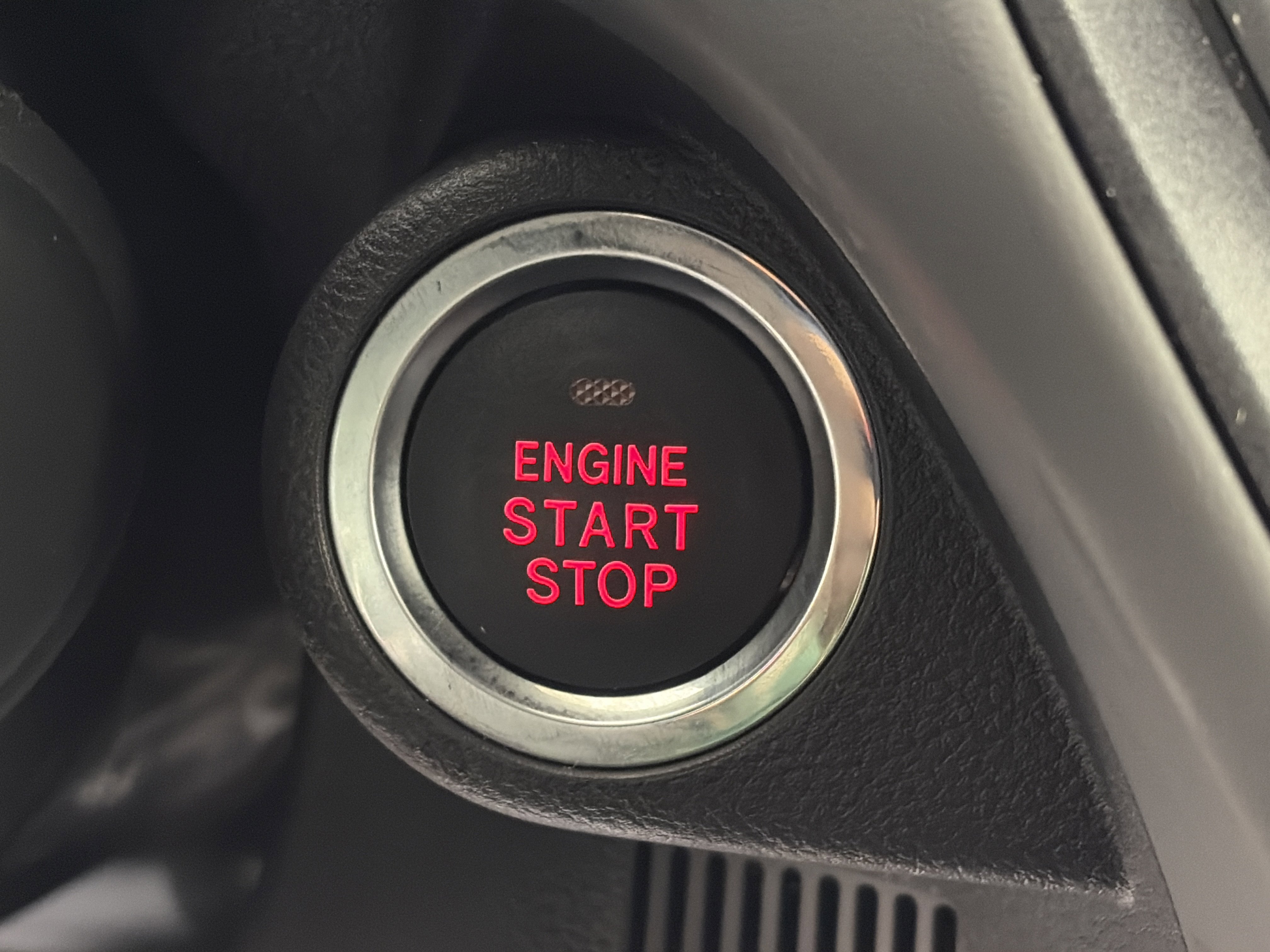 Used 2025 Subaru Crosstrek 2.5i Limited w/ Crosstrek Mirror Package image 25