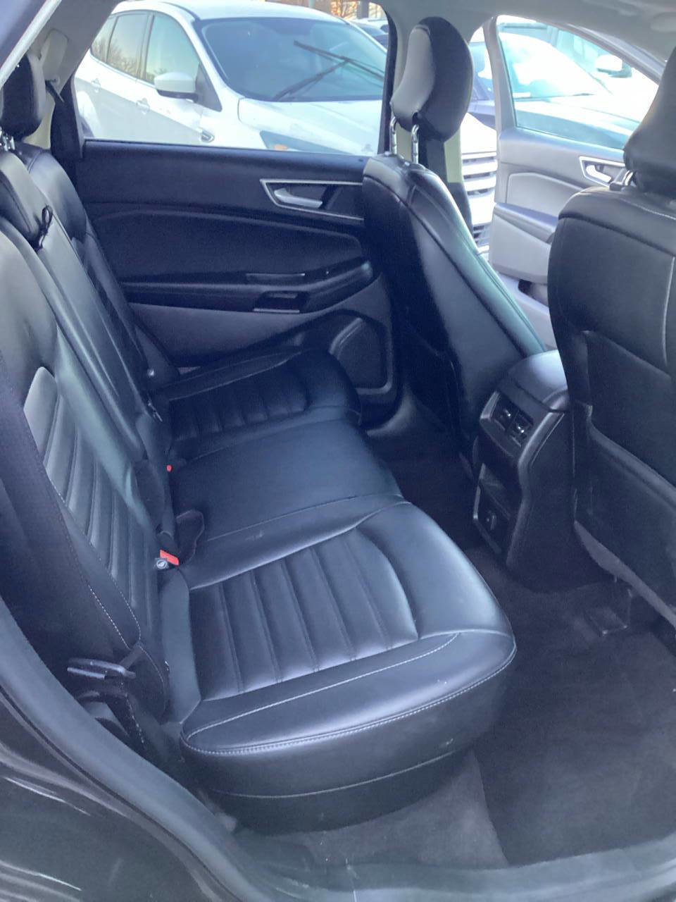 Used 2019 Ford Edge SEL w/ Equipment Group 201A image 17