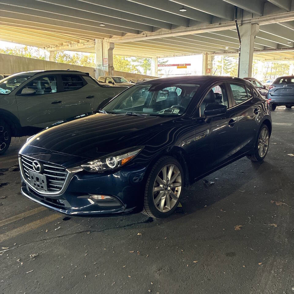 Used 2017 MAZDA MAZDA3 Touring image 4