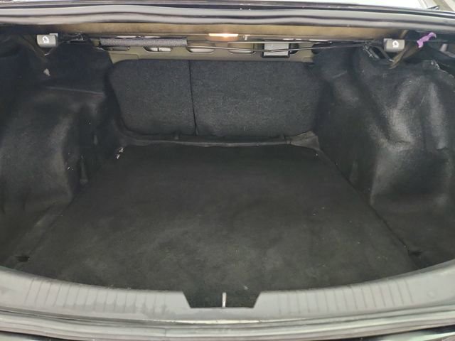 Used 2021 Chevrolet Malibu LT FWD image 25