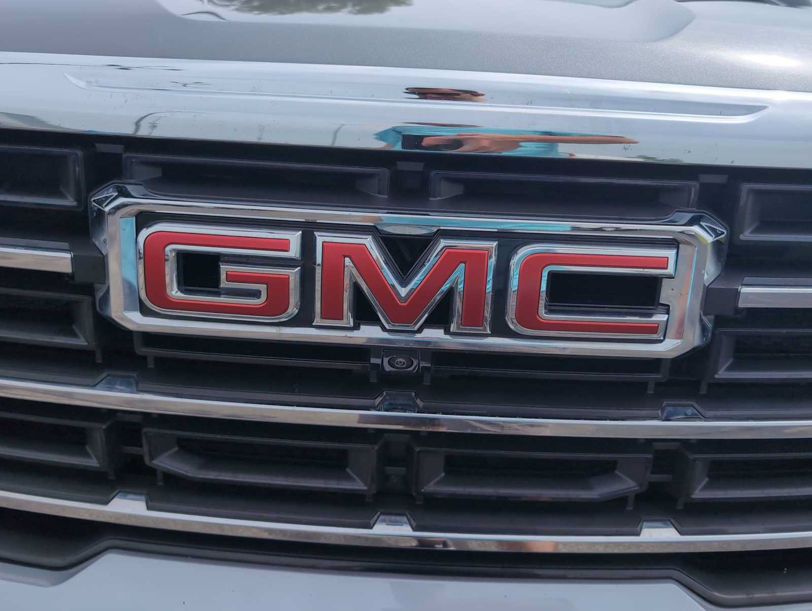 Used 2025 GMC Acadia Elevation FWD image 30
