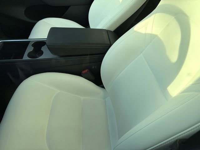 Used 2025 Tesla Model Y Long Range image 5