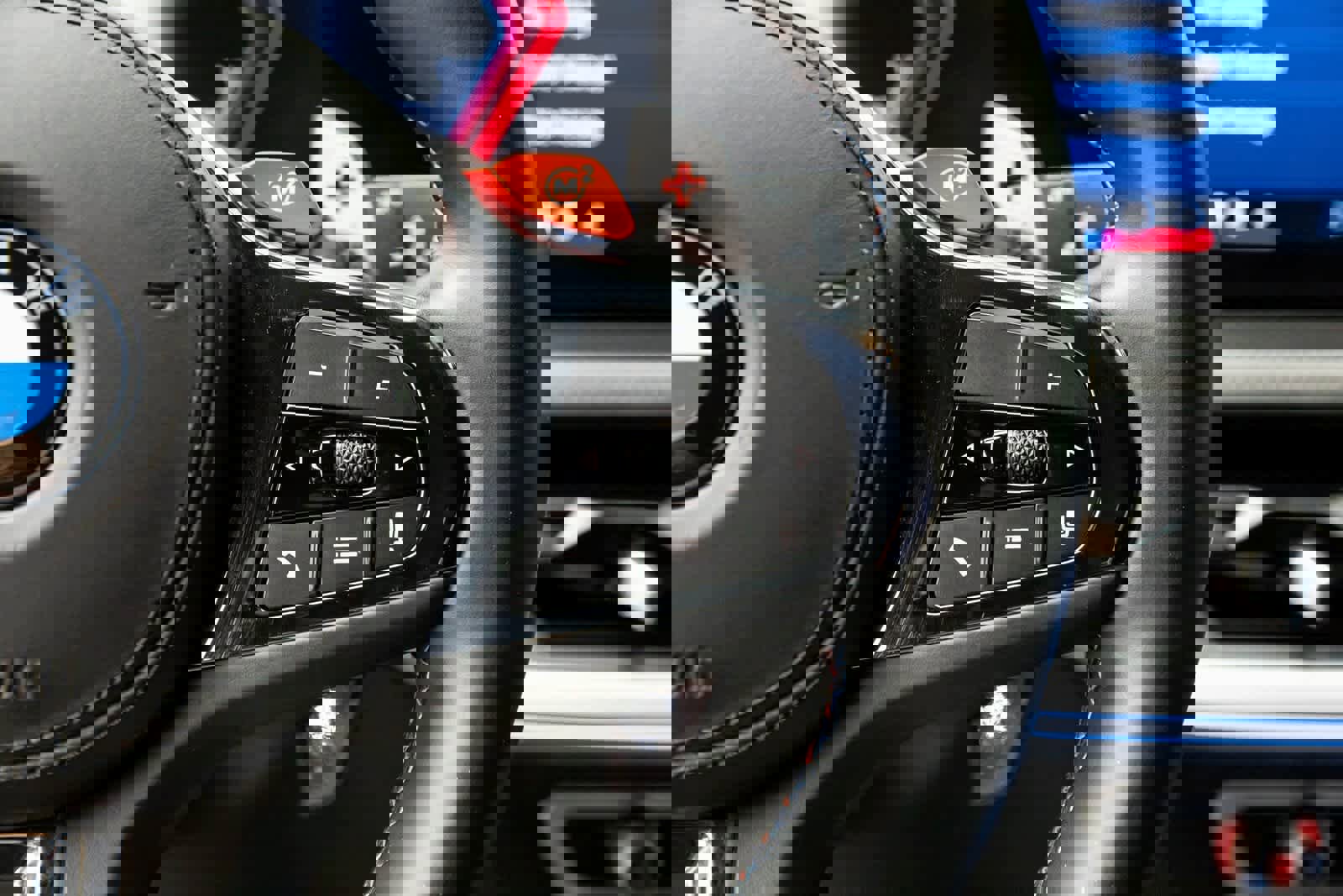 Used 2024 BMW XM image 37