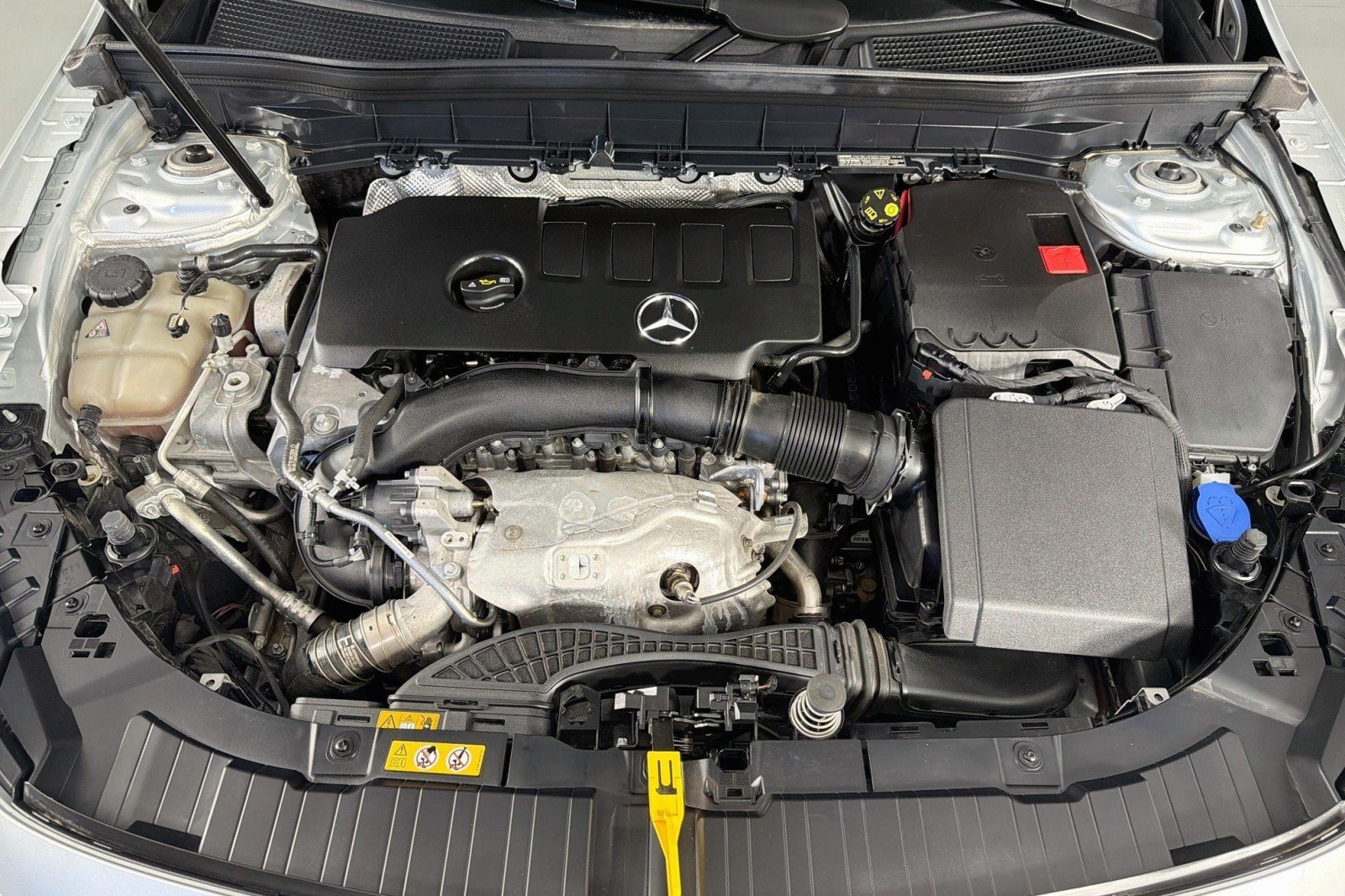 Used 2022 Mercedes-Benz GLB 250 image 10