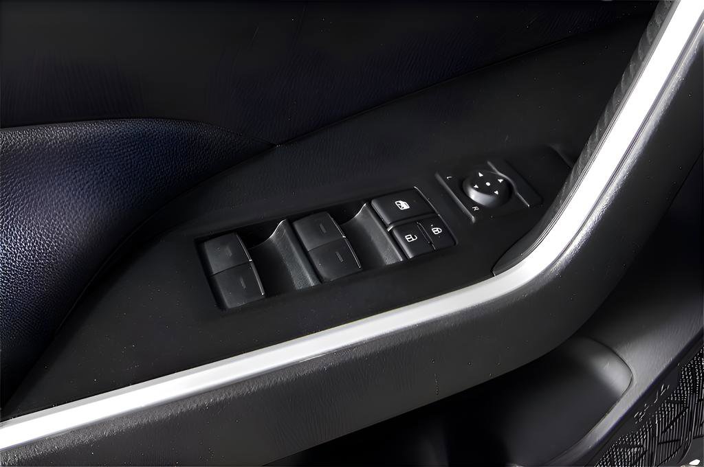 Used 2023 Toyota RAV4 XLE w/ Convenience Package image 28