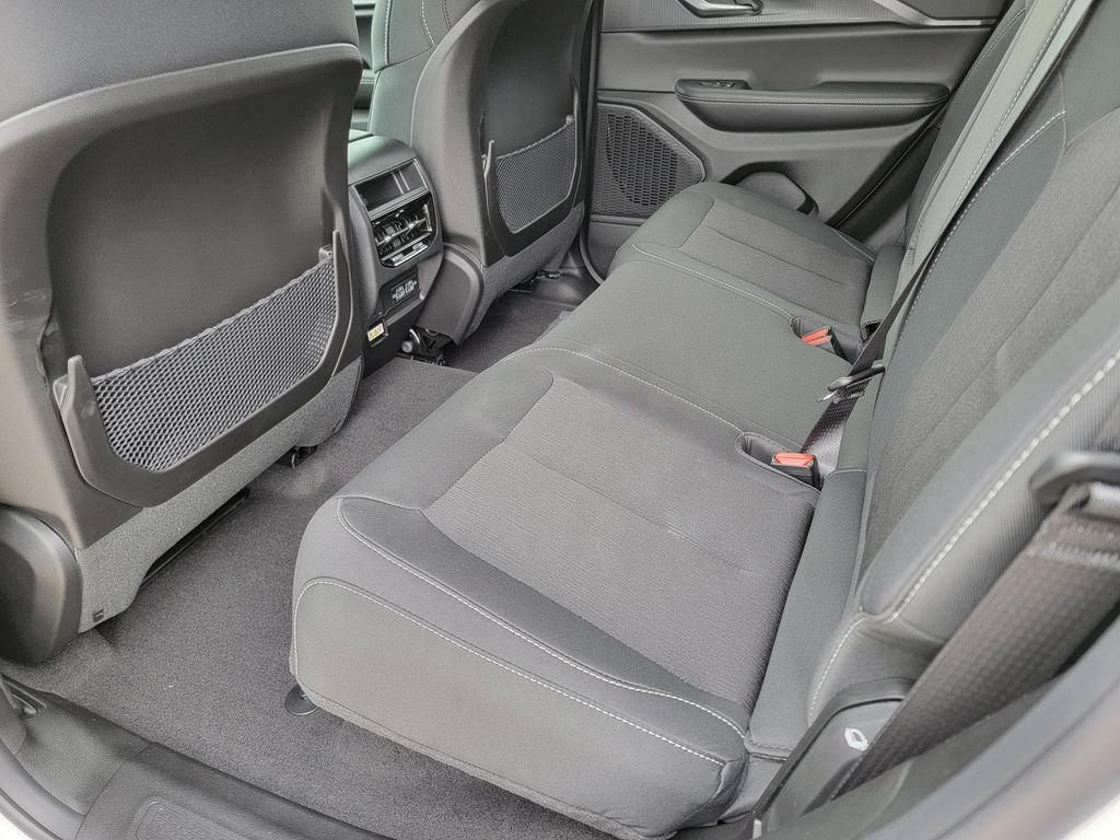 New 2026 Jeep Grand Cherokee Laredo X AWD/4WD image 10