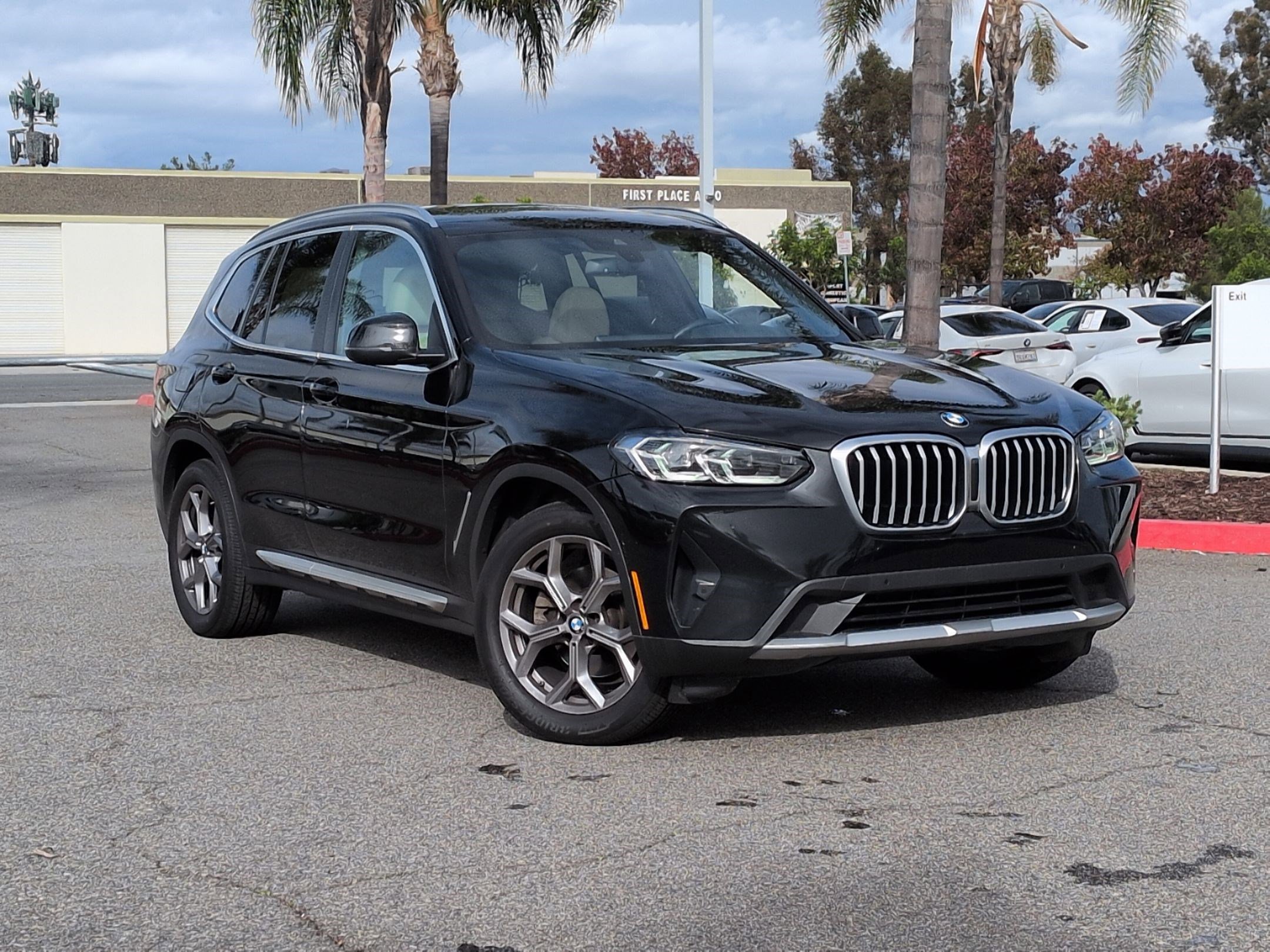 Certified 2024 BMW X3 sDrive30i w/ Convenience Package image 2
