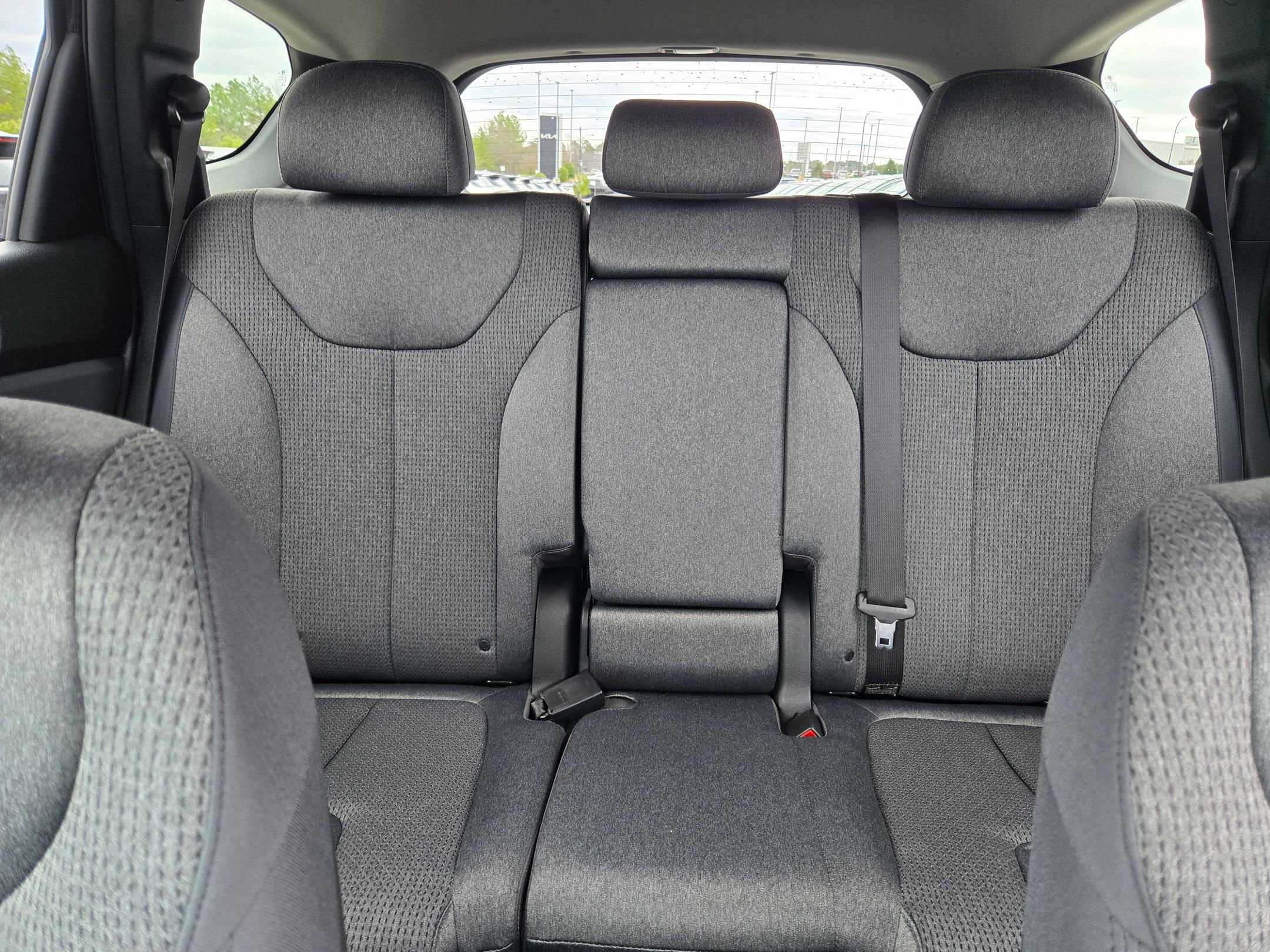 Used 2023 Hyundai Santa Fe SEL image 13