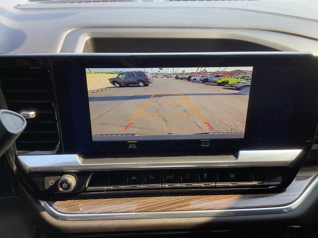 Used 2025 Chevrolet Silverado 1500 LT image 17