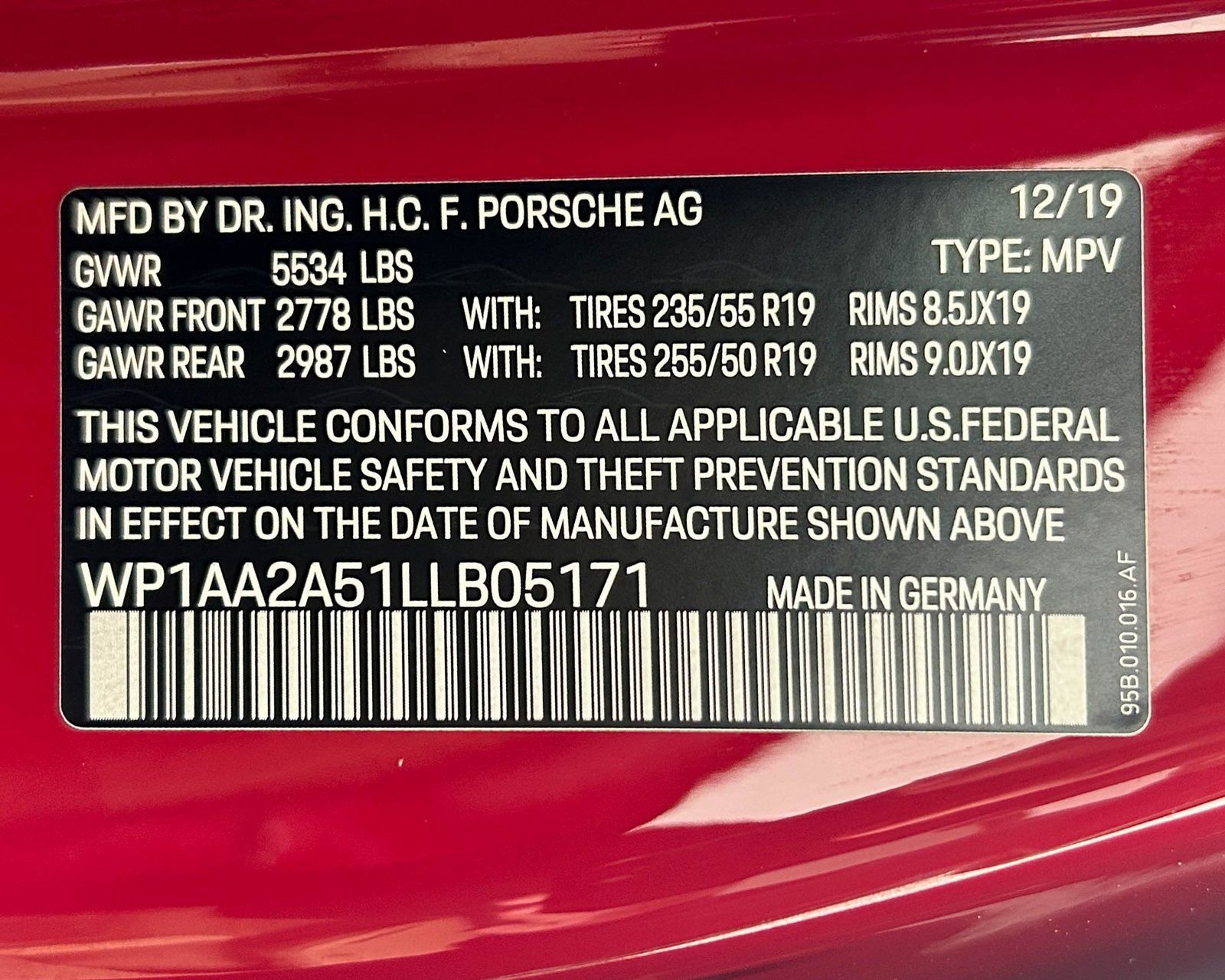 Used 2020 Porsche Macan image 31