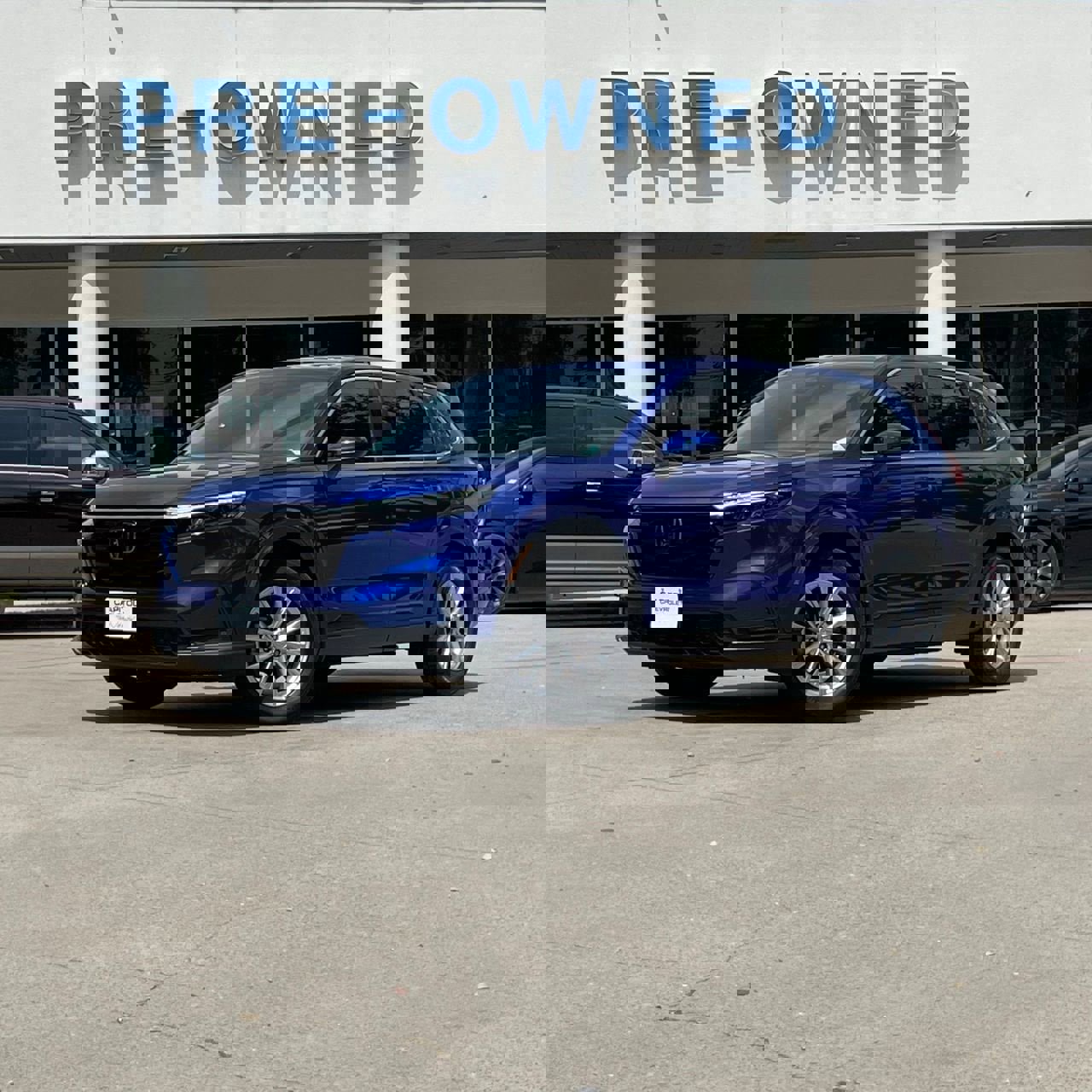 Used 2024 Honda CR-V EX-L image 2