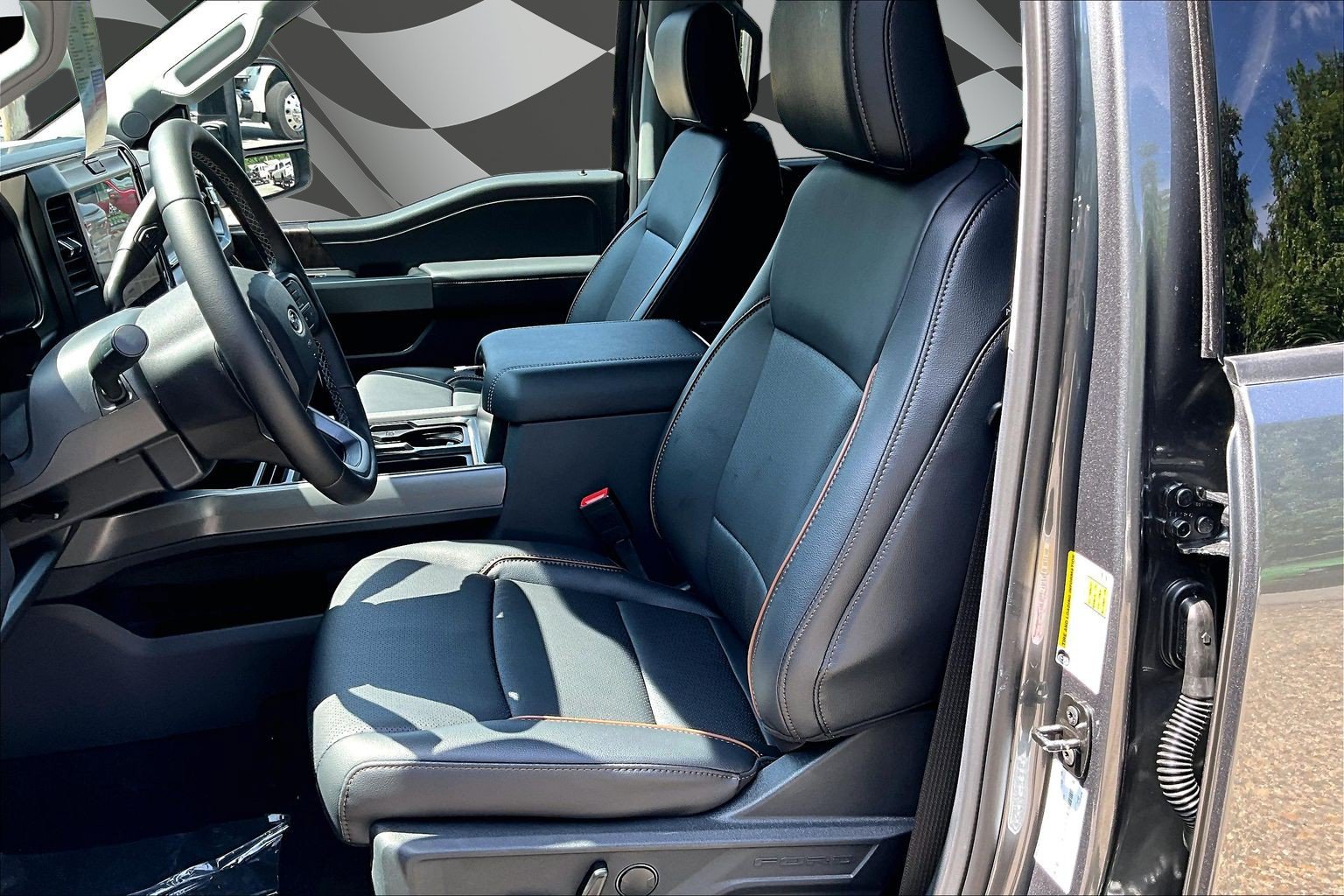 New 2026 Ford F250 Lariat AWD/4WD image 9