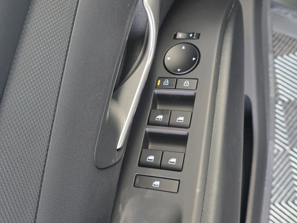 New 2026 Hyundai Tucson Blue SE image 20