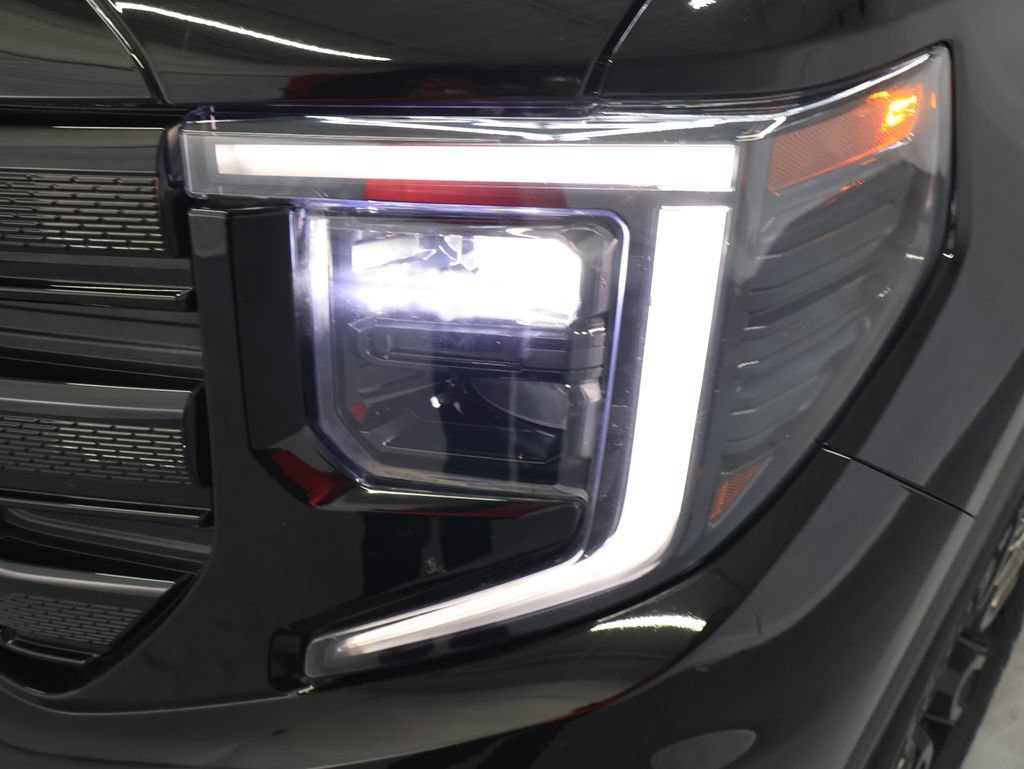 Used 2023 GMC Sierra 1500 Elevation AWD/4WD image 28