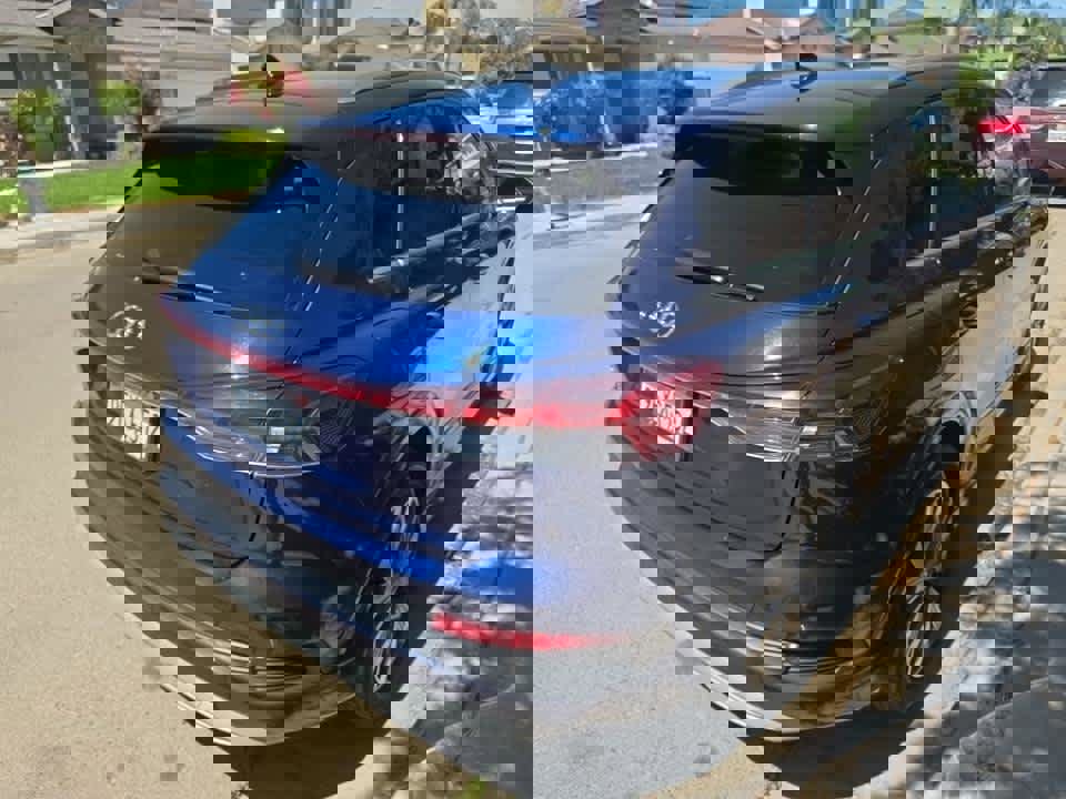 Used 2023 Audi Q4 e-tron Premium Plus w/ Premium Plus RWD image 6