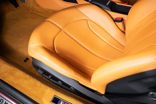 Used 2021 Ferrari F8 Tributo RWD image 23