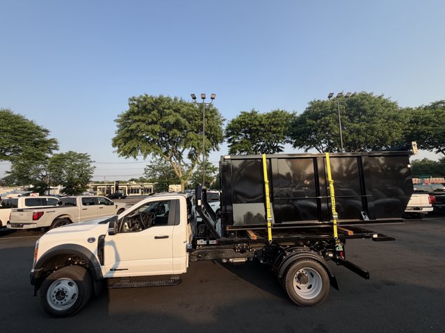 New 2026 Ford F550 4x4 Regular Cab Super Duty image 3