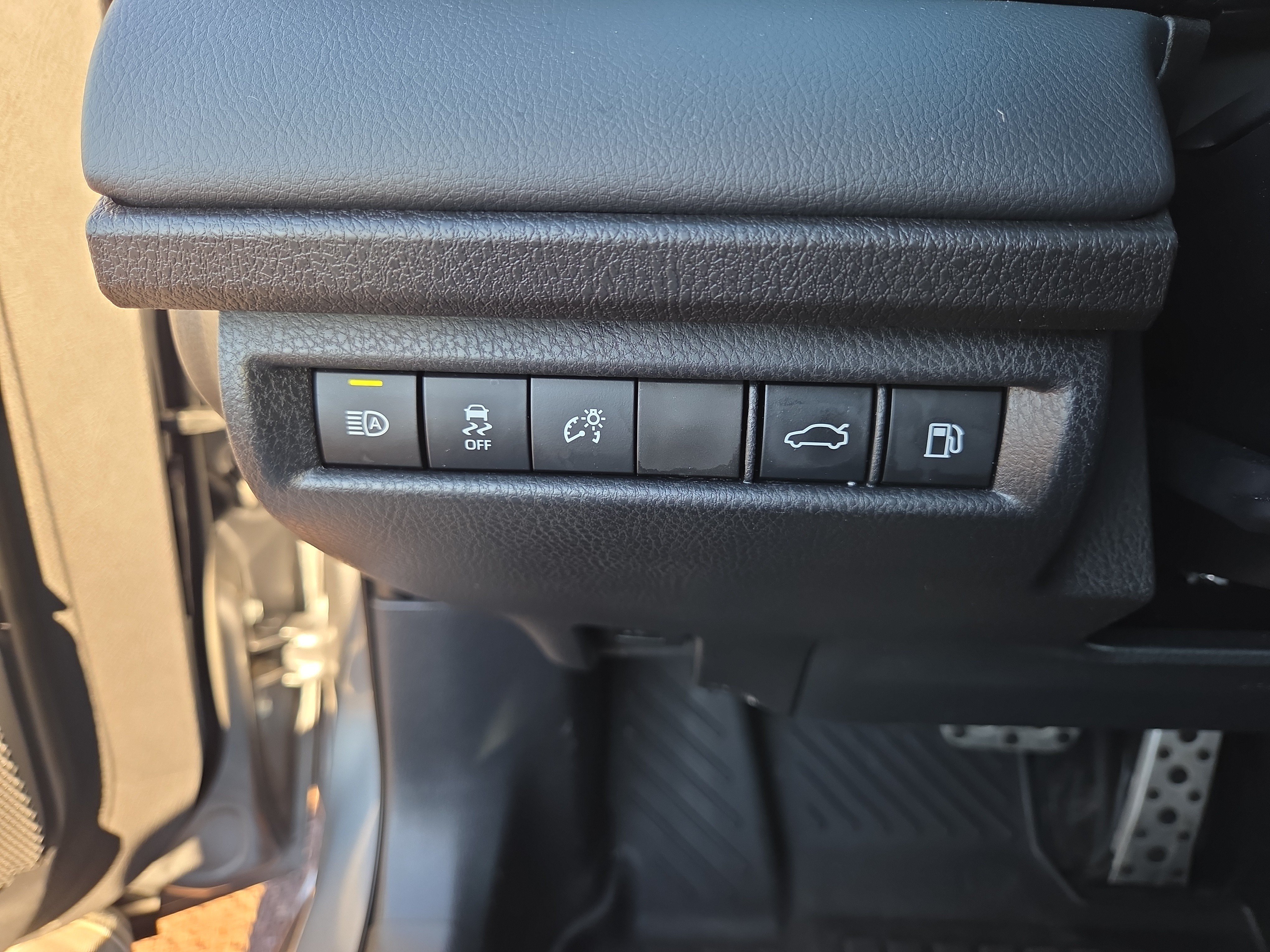 Certified 2026 Toyota Camry XSE AWD/4WD image 28