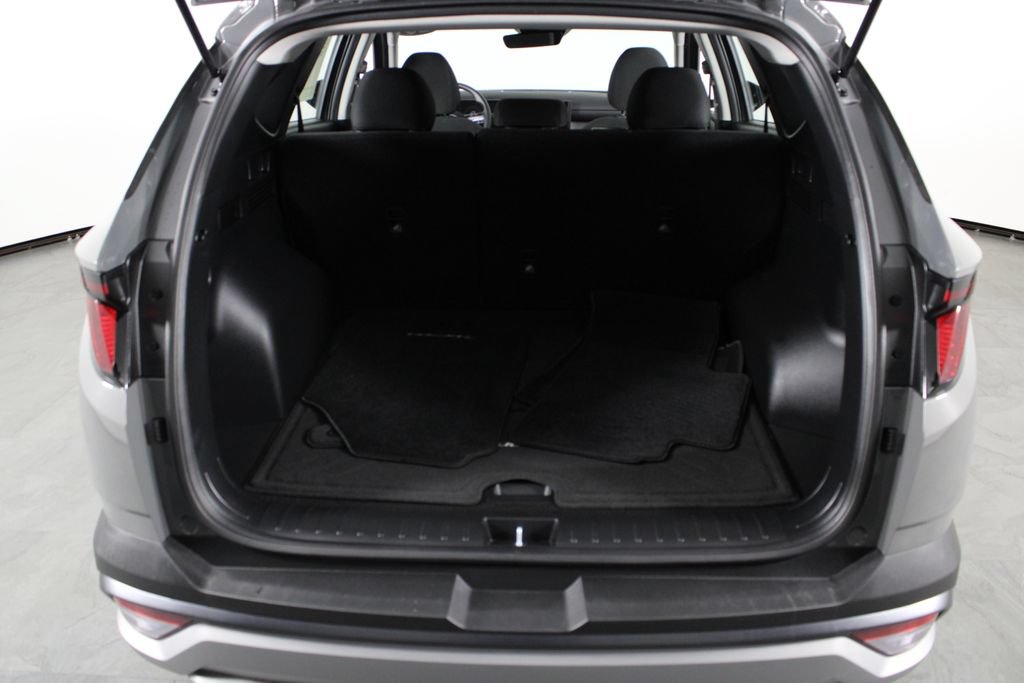Used 2026 Hyundai Tucson SE FWD image 18