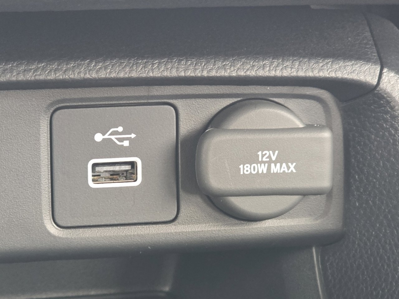 Used 2023 Honda Civic Sport image 8