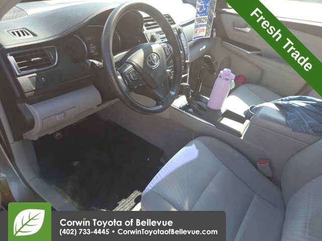 Used 2016 Toyota Camry LE image 12