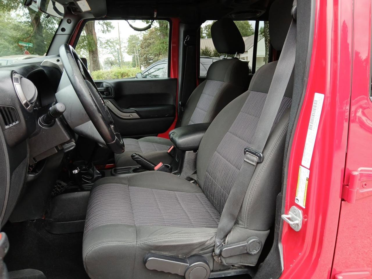 Used 2012 Jeep Wrangler Unlimited Sport AWD/4WD image 18