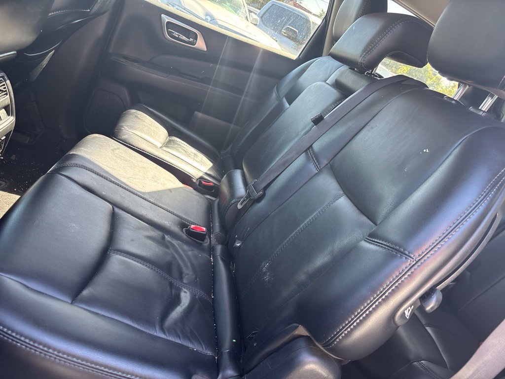 Used 2017 Nissan Pathfinder 4WD image 11