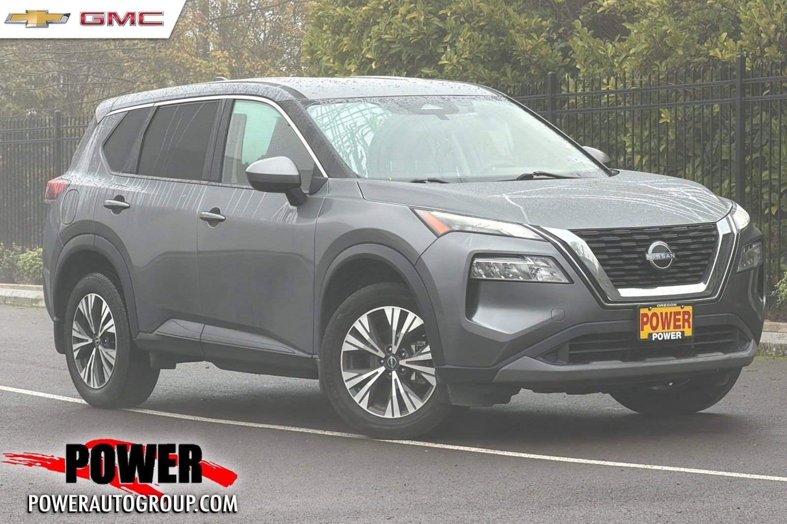 Used 2022 Nissan Rogue SV image 1