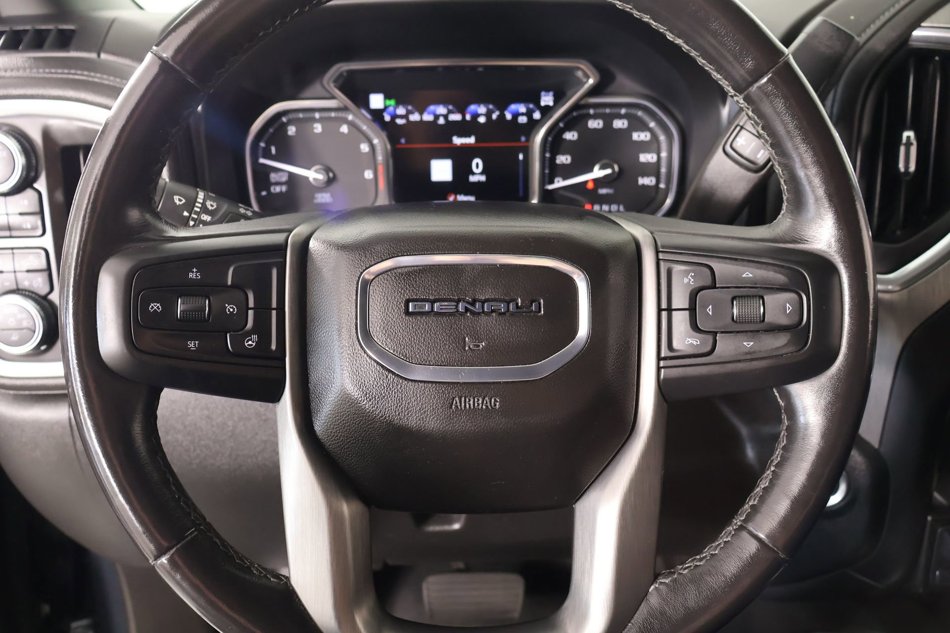 Used 2021 GMC Sierra 1500 Denali AWD/4WD image 3