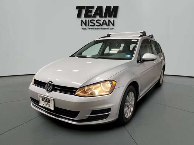 Used 2016 Volkswagen Golf S FWD image 3