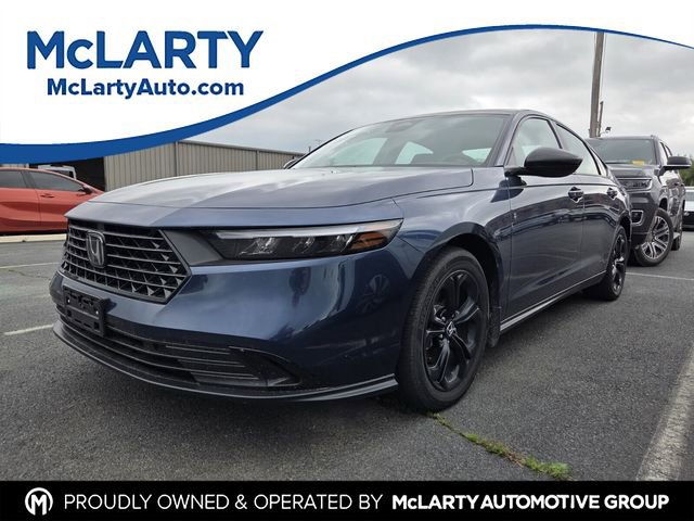 Used 2025 Honda Accord SE image 1