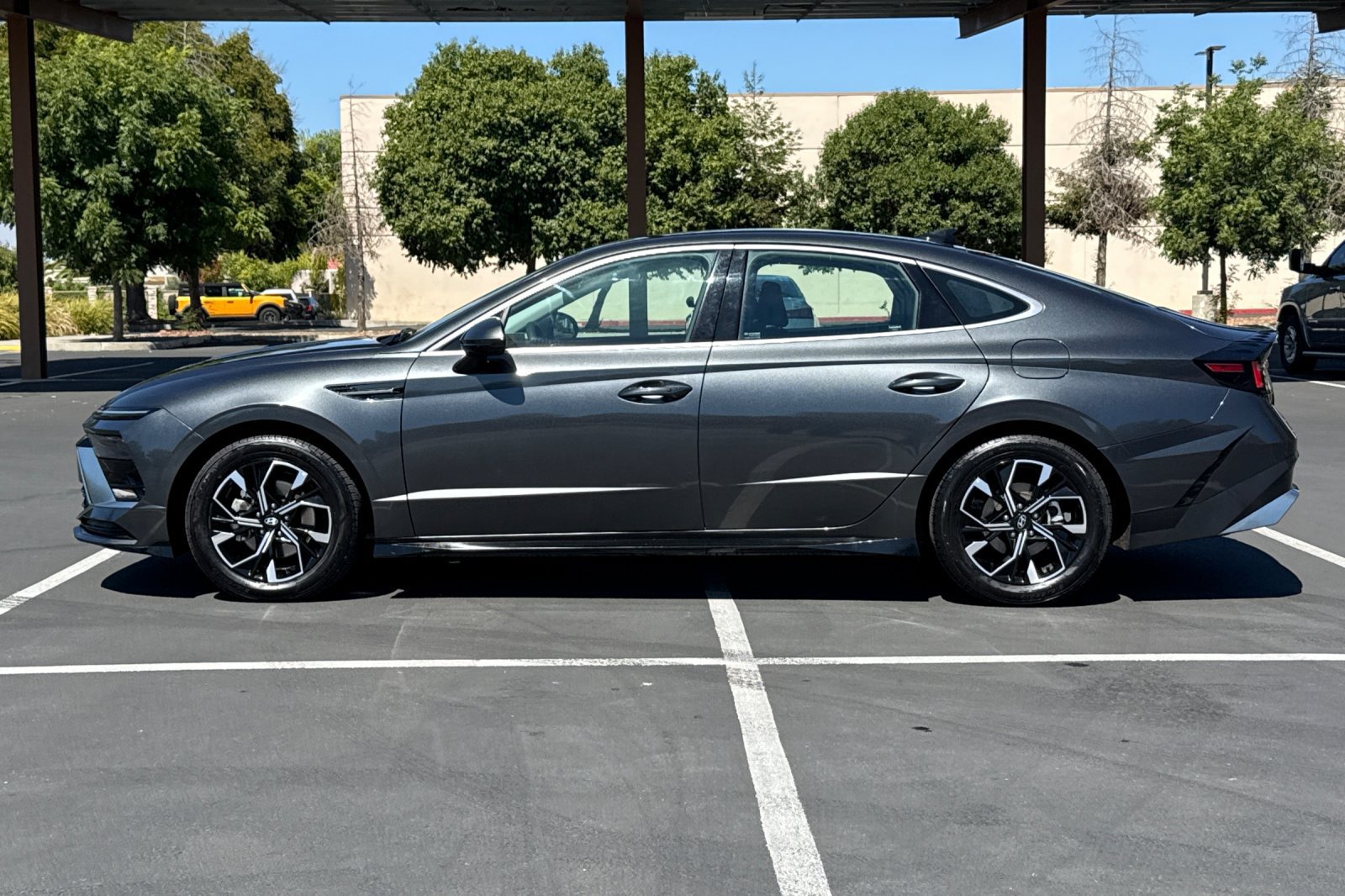 Used 2024 Hyundai Sonata SEL FWD image 13