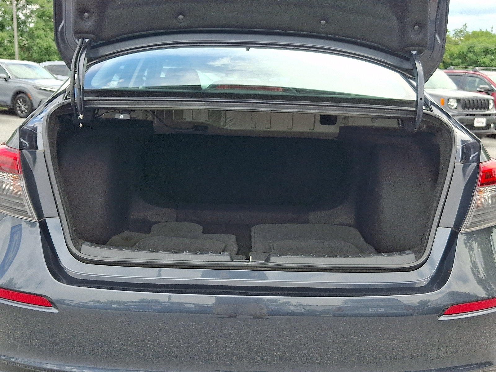 Used 2024 Honda Civic LX image 29