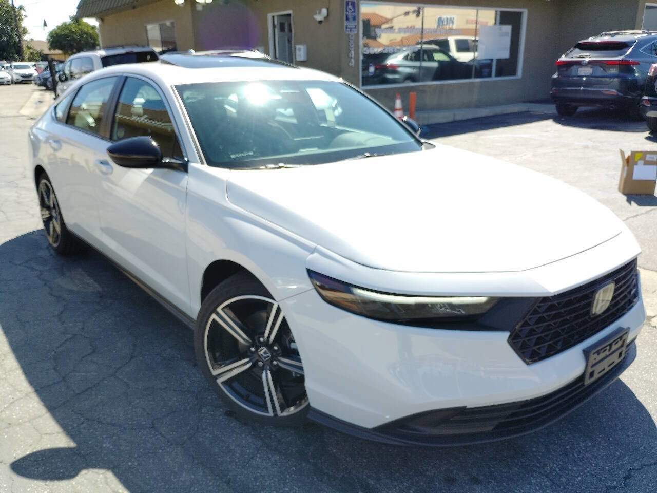 Used 2025 Honda Accord Sport image 8